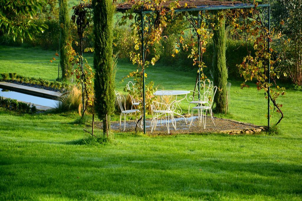 Domaine Des Ormeaux Villa Ajat Exterior foto