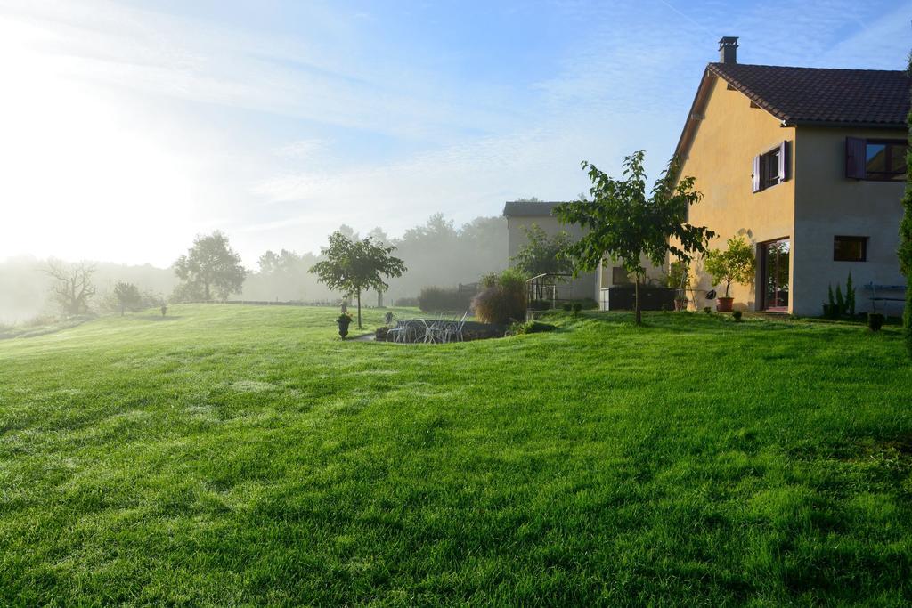 Domaine Des Ormeaux Villa Ajat Exterior foto