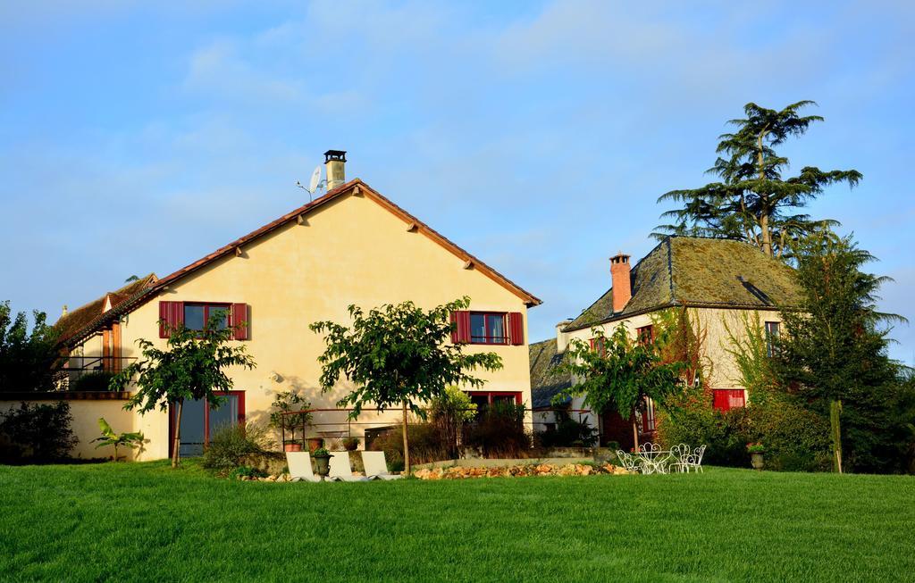 Domaine Des Ormeaux Villa Ajat Exterior foto